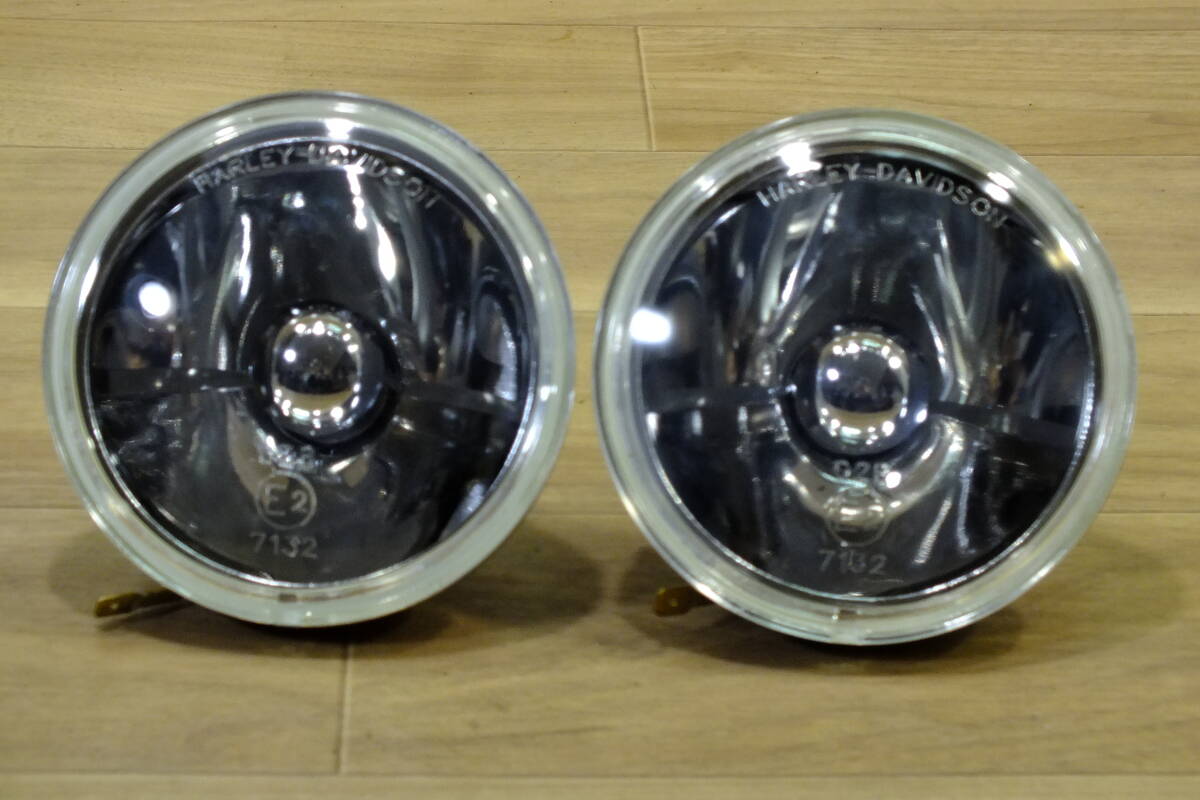 ◆ ハーレー純正パッシングランプ 2個 中古良品（検索）FLHTCU/FLHTK/FLTR/FLHR/FLHX　フォグランプ?フォグライト