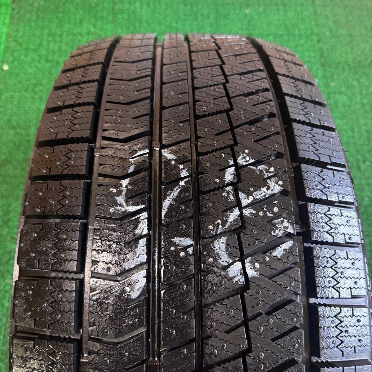 ☆イボ付きバリ溝☆BRIDGESTONE BLIZZAK DM-V2 265/65R17 19年製