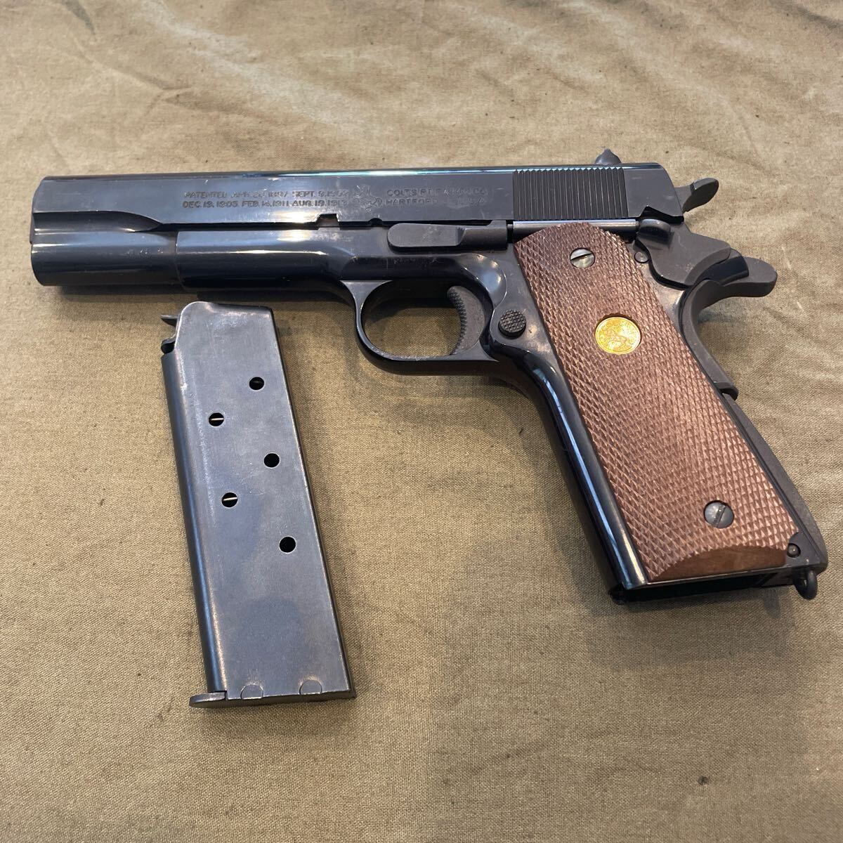 M1911A1　コルト　モデルガン ガバメント　 MFG SUZUKI コルトガバメント　発火型　発火タイプ　送料無料