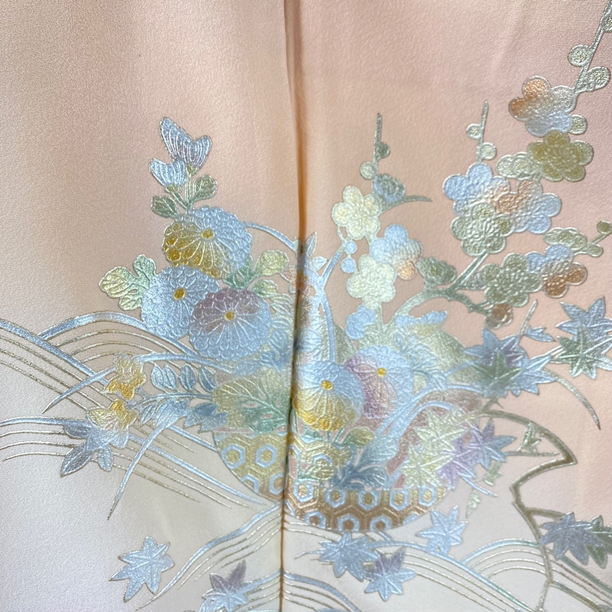 付下げ 身丈166.5cm 裄丈67.5cm L 袷 和田光正 落款 花籠 菊 付下げ 身丈166.5cm 裄丈67.5cm L 袷 和田光正 落款 花籠 菊