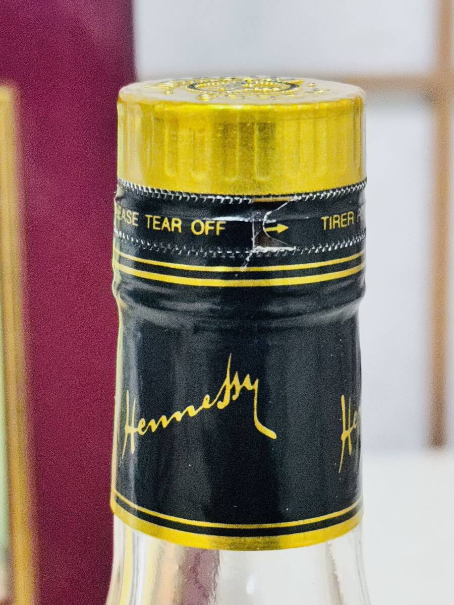 ヘネシー XO 金キャップ クリアボトル箱付 未開封