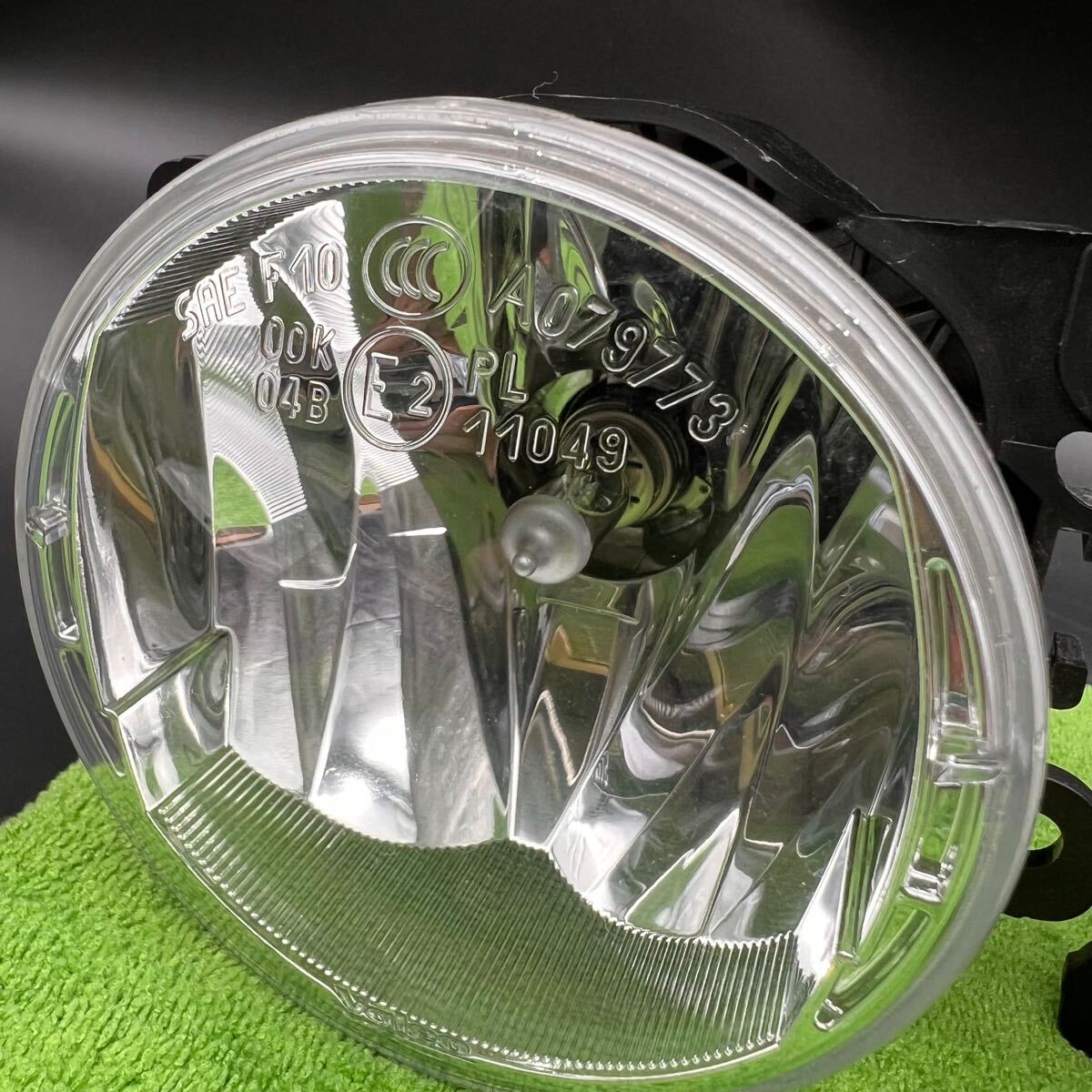 SUZUKI スズキ純正/フォグランプ 左右 新車外し/A079773 90054227/JB74W ジムニー シエラ ハスラー エヴリイ等/緊急用・車検用・交換用に！ 2025年最新Suzuki ライト種類：フォグランプ ライトの人気アイテム