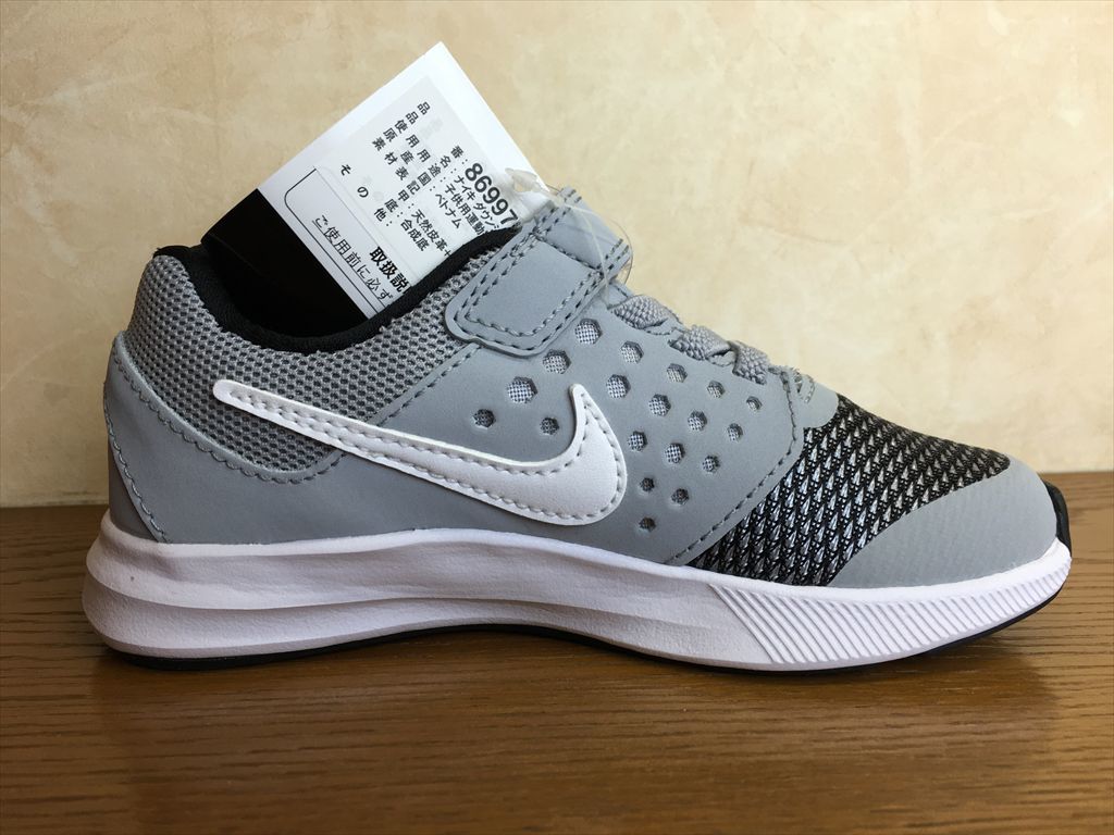 NIKE（ナイキ） DOWNSHIFTER 7 PSV（ダウンシフター7PSV） 869970-003 スニーカー 靴 ジュニア 17,5cm 新品 (107)_画像2