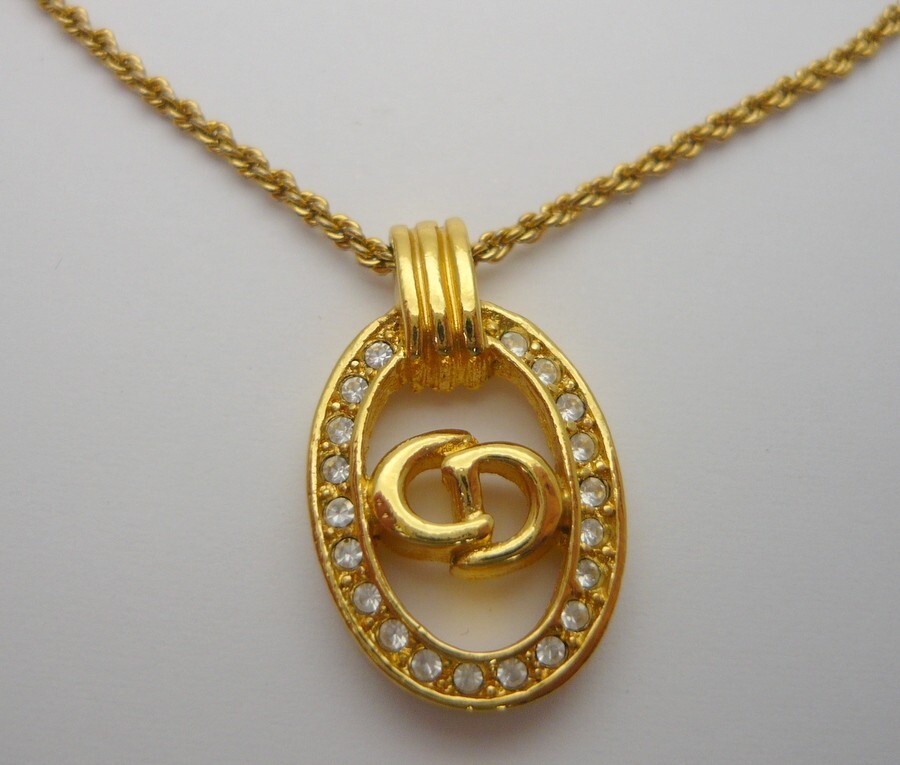 ディオール DIOR CDオーバルラインストーンネックレス　フィットハウス 中古ディオール ロゴ ネックレス GP×ラインストーン ゴールド