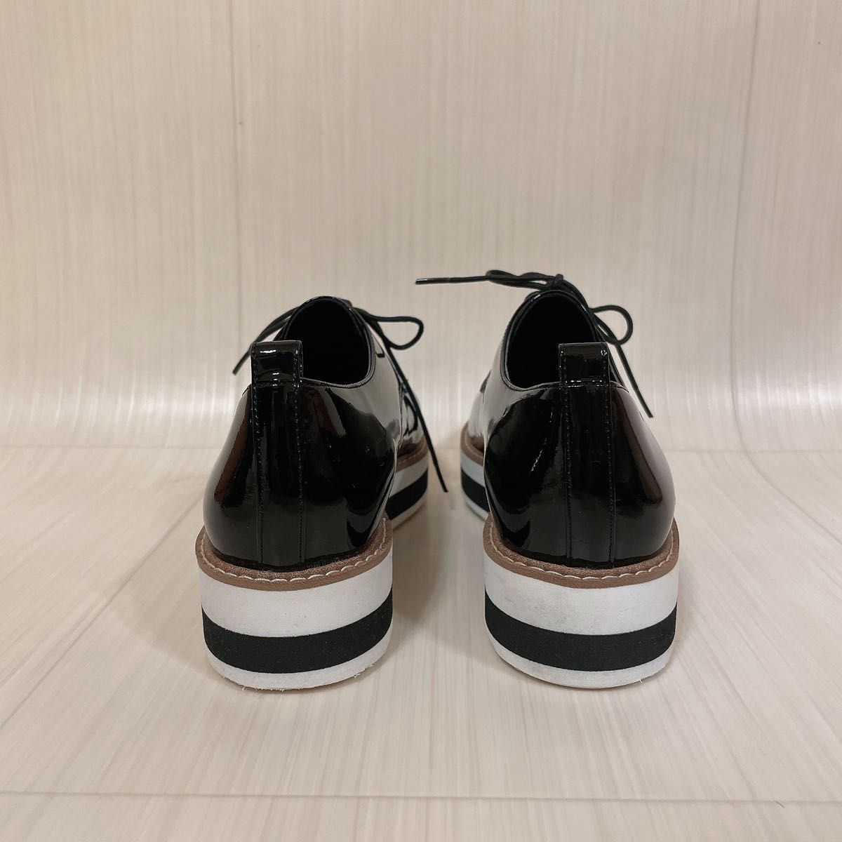 DIANA ダイアナ エナメル 厚底レースアップシューズ 黒|Yahoo DIANA ダイアナ エナメル 厚底レースアップシューズ 黒|Yahoo