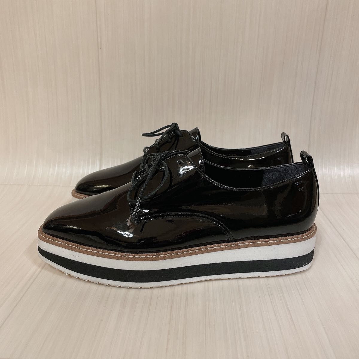 DIANA ダイアナ エナメル 厚底レースアップシューズ 黒|Yahoo DIANA ダイアナ エナメル 厚底レースアップシューズ 黒|Yahoo