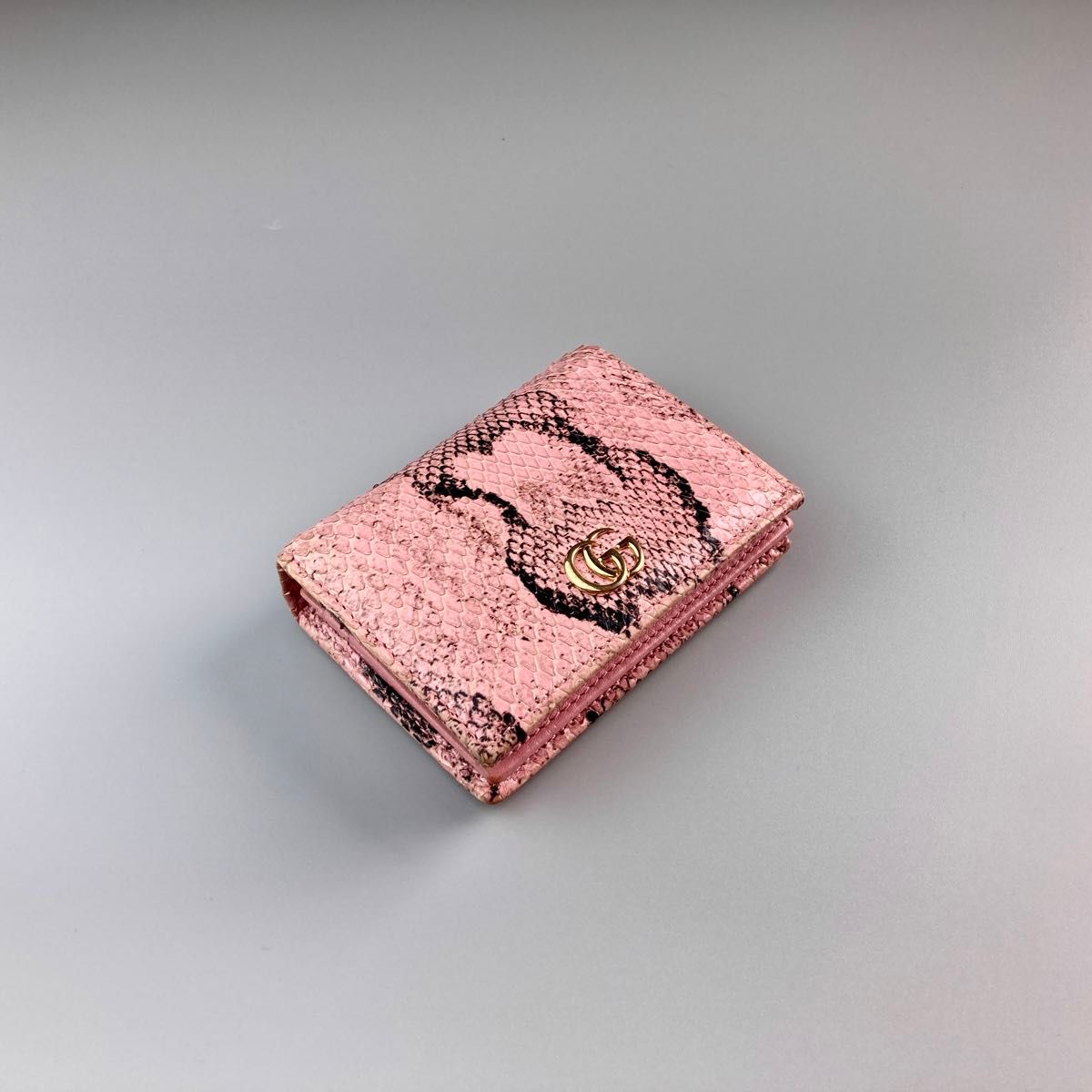 希少 GUCCI グッチ 二つ折り財布 GGマーモント パイソン 小型 希少 GUCCI グッチ 二つ折り財布 GGマーモント パイソン 小型