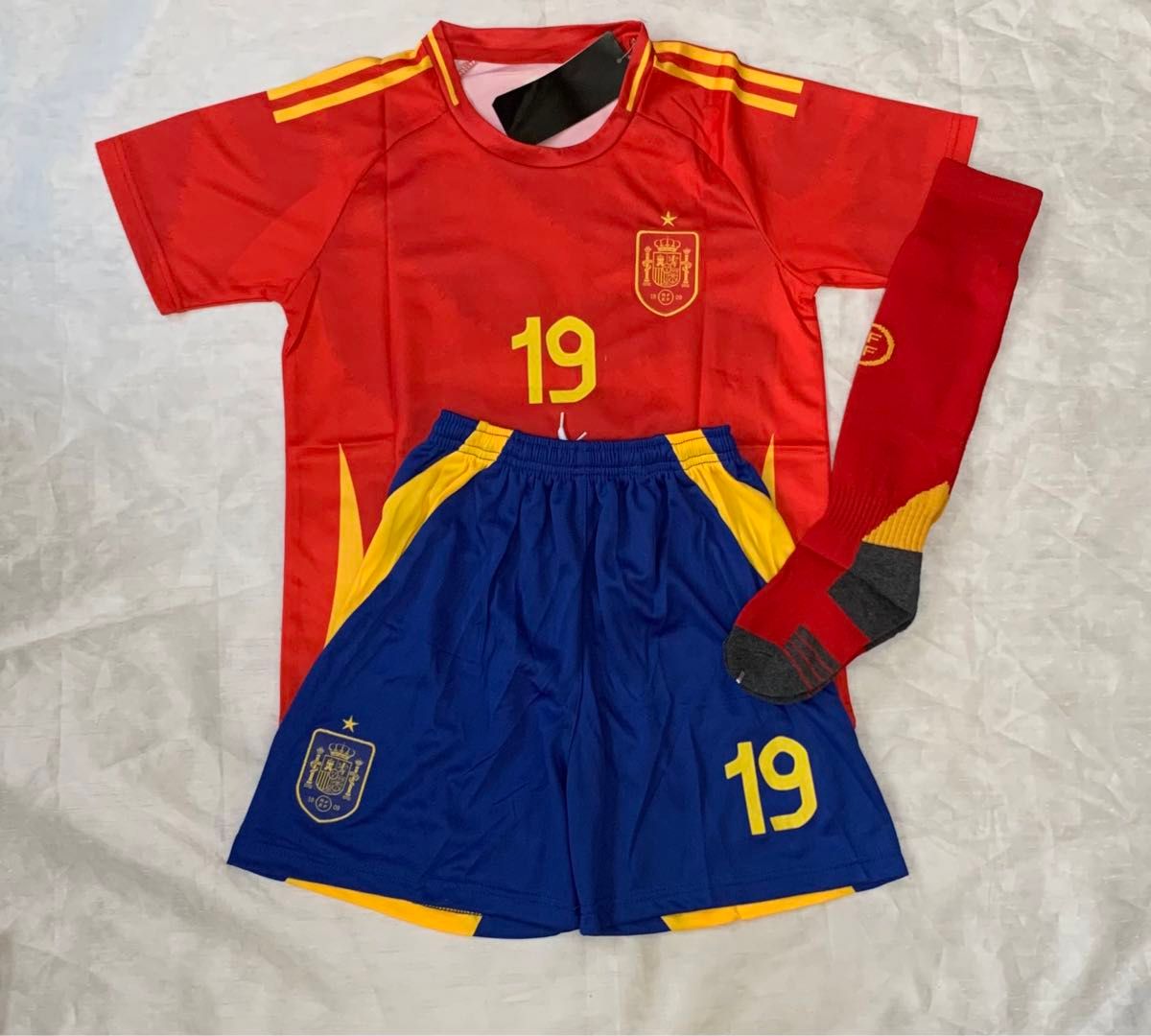 120〜130cm キッズ 子供 サッカー ユニフォーム ヤマル スペイン 120〜130cm キッズ 子供 サッカー ユニフォーム ヤマル スペイン