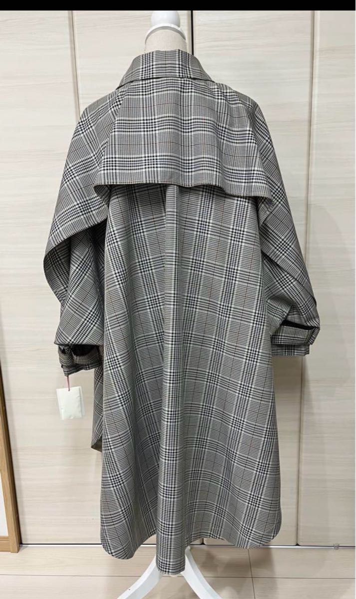 タグ付新品 FURFUR オーバーサイズトレンチコート チェック タグ付新品 FURFUR オーバーサイズトレンチコート チェック