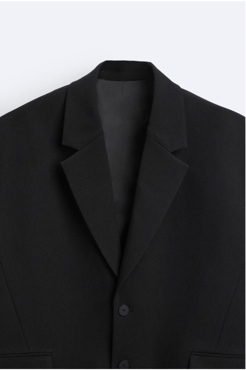 新品 ZARA オーバーサイズ クロップド ブレザー LIMITED EDITION 新品 ZARA オーバーサイズ クロップド ブレザー LIMITED EDITION