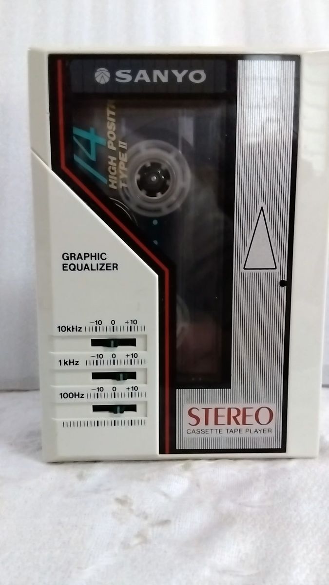 ◎レアモデル! SANYO ステレオ カセットプレーヤー MODEL MGP17 ホワイト