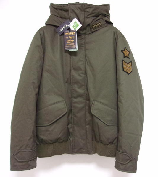 新品★WOOLRICH★ウールリッチ★MILITARY BOMBER★ミリタリーダウンジャケット★Ｍ★カーキ★テフロン_画像1