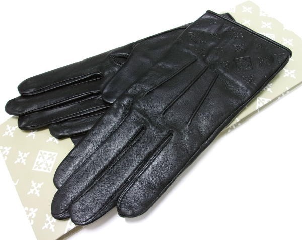 【特価】 新品★Daily russet★デイリー ラシット★日本製レザーグローブ★モノグラム柄★ブラック★M★羊革★定価1.3万 ラシット 【特価】 新品★Daily russet★デイリー ラシット★日本製レザーグローブ★モノグラム柄★ブラック★M★羊革★定価1.3万 ラシット