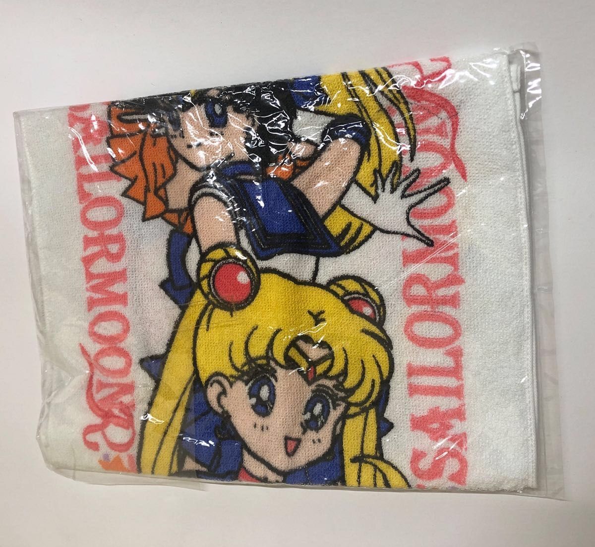 美少女戦士 セーラームーンR】フェイスタオル 未使用 未開封 美少女戦士 セーラームーンR】フェイスタオル 未使用 未開封