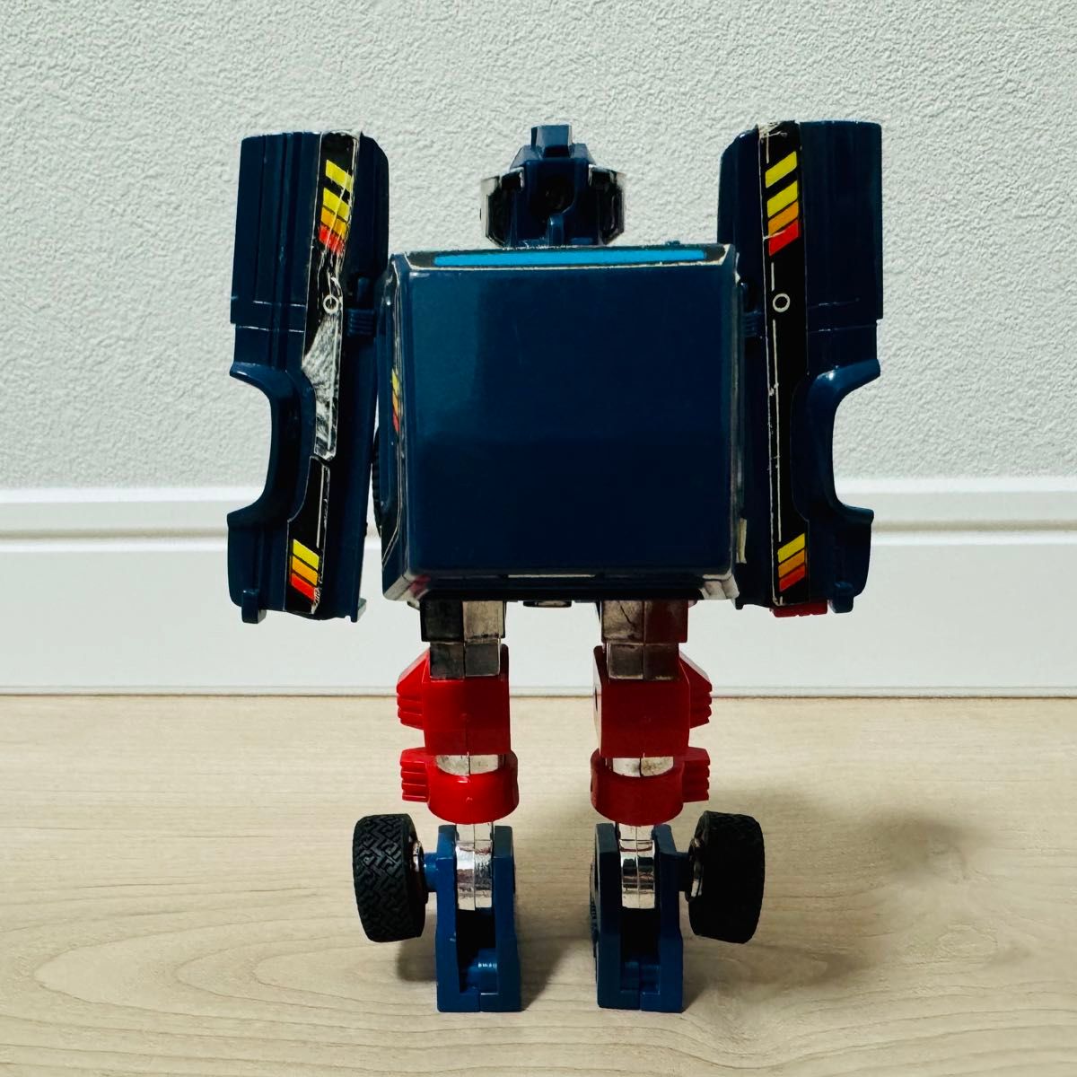 旧タカラ ダイアクロン カーロボット 4WD ハイラックス ブルー 旧タカラ ダイアクロン カーロボット 4WD ハイラックス ブルー