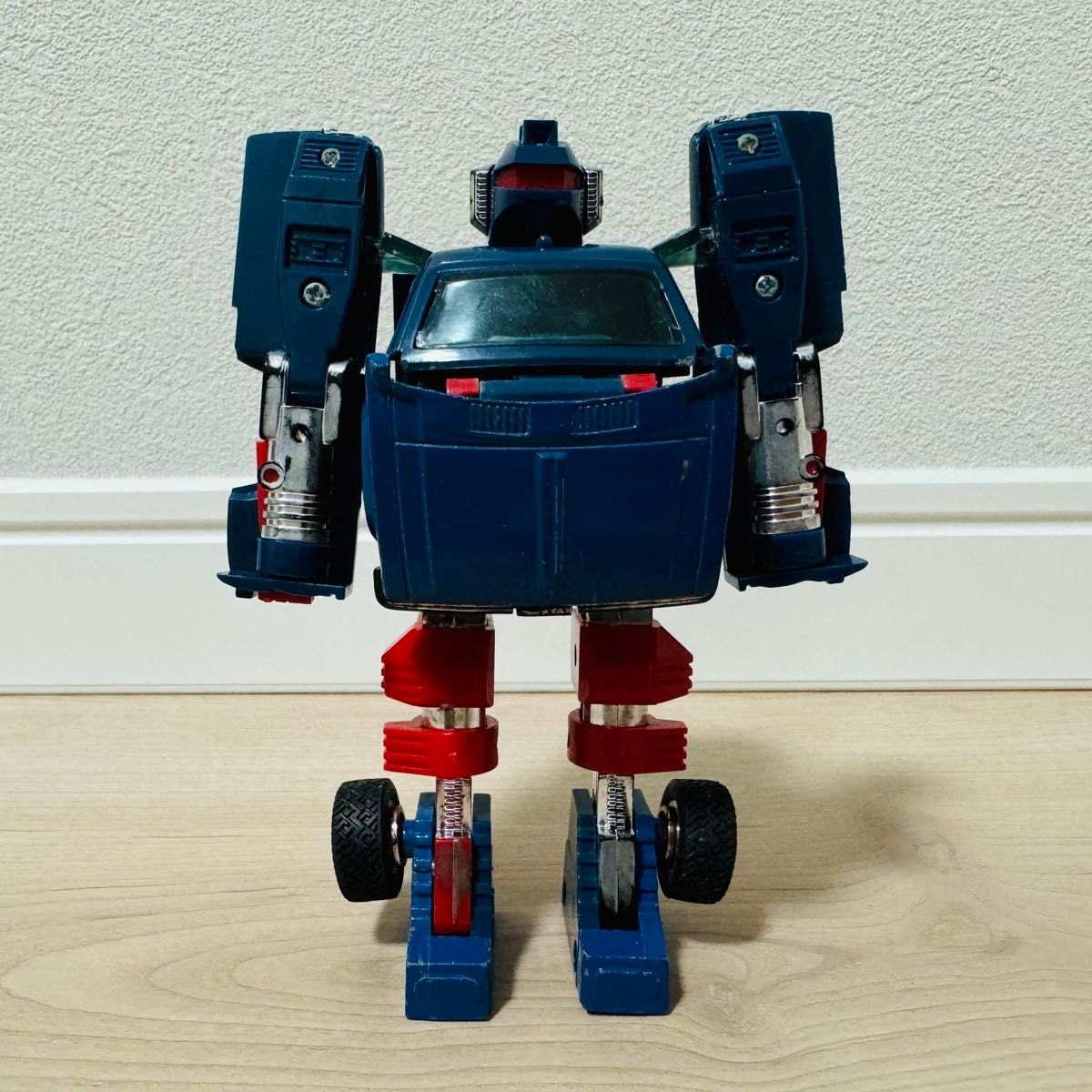 旧タカラ ダイアクロン カーロボット 4WD ハイラックス ブルー 旧タカラ ダイアクロン カーロボット 4WD ハイラックス ブルー