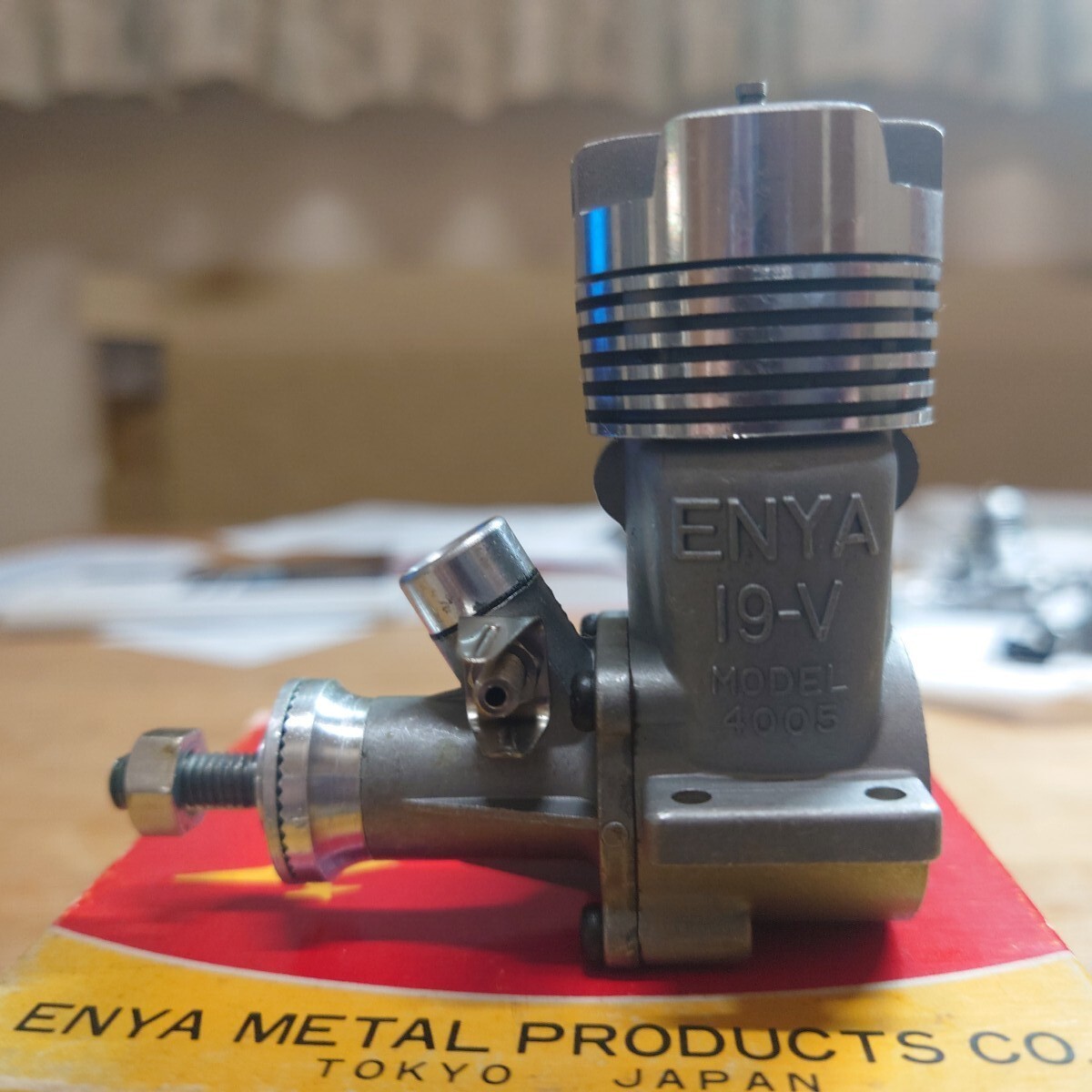 エンヤ19Ⅴ Uコン用エンジン Yahoo!オークション - ENYA エンヤ19V Uコン用エンジン 新品