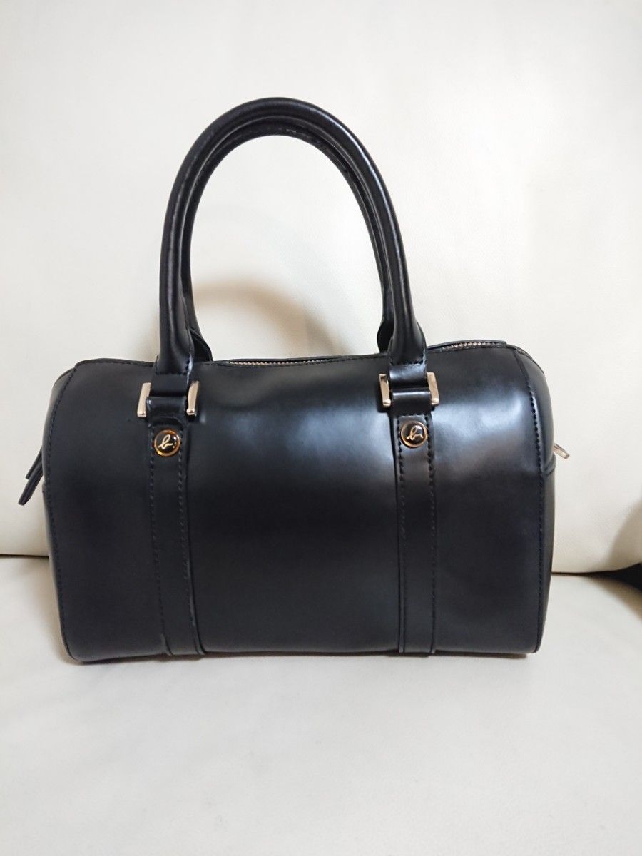 美品【agnes b アニエスベー】VOYAGE ボヤージュ 2way ミニ 美品【agnes b アニエスベー】VOYAGE ボヤージュ 2way ミニ