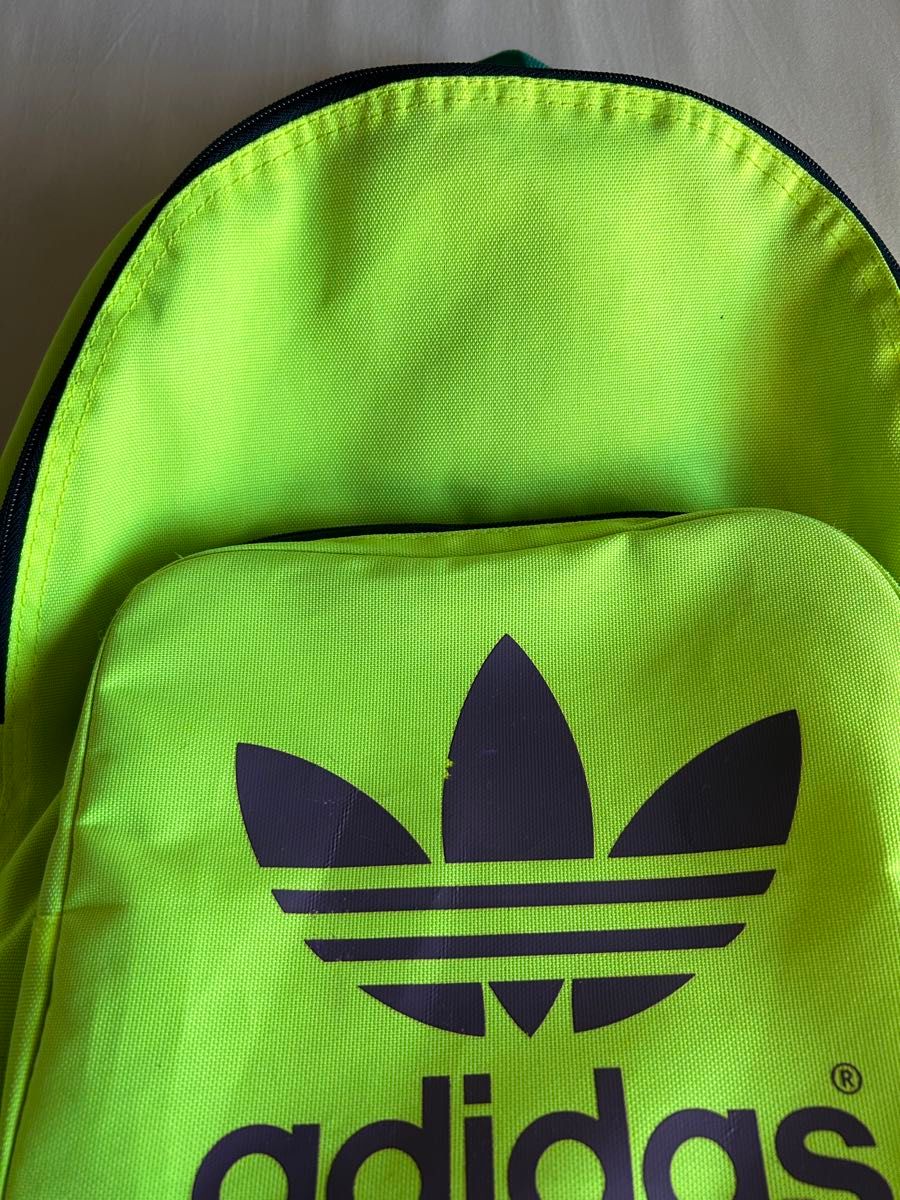 adidas アディダス 蛍光イエロー リュック キッズリュックにも adidas アディダス 蛍光イエロー リュック キッズリュックにも