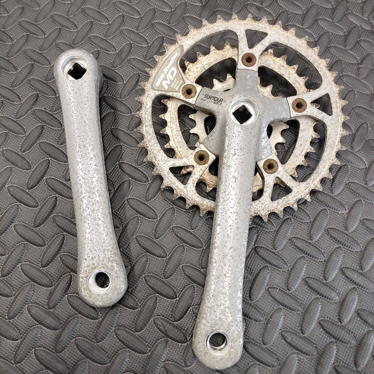Yahoo!オークション - 自転車部品 SUNTOUR XC COMP クランク Yahoo!オークション - 自転車部品 SUNTOUR XC COMP クランク