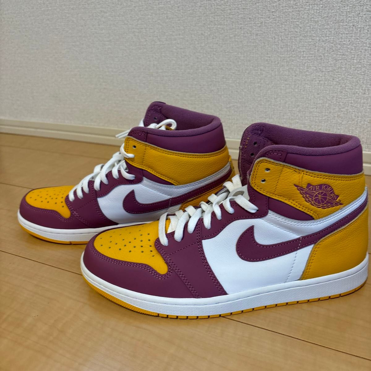 エアジョーダン1 レトロハイ OG ブラザーフッド新品 NIKE ナイキ エアジョーダン1 レトロハイ OG ブラザーフッド新品 NIKE ナイキ