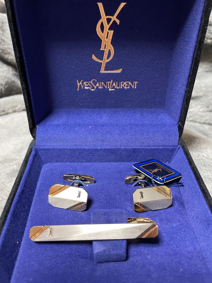 YVES SAINT LAURENT イヴサンローラン ネクタイピン カフス YVES SAINT LAURENT イヴサンローラン ネクタイピン カフス