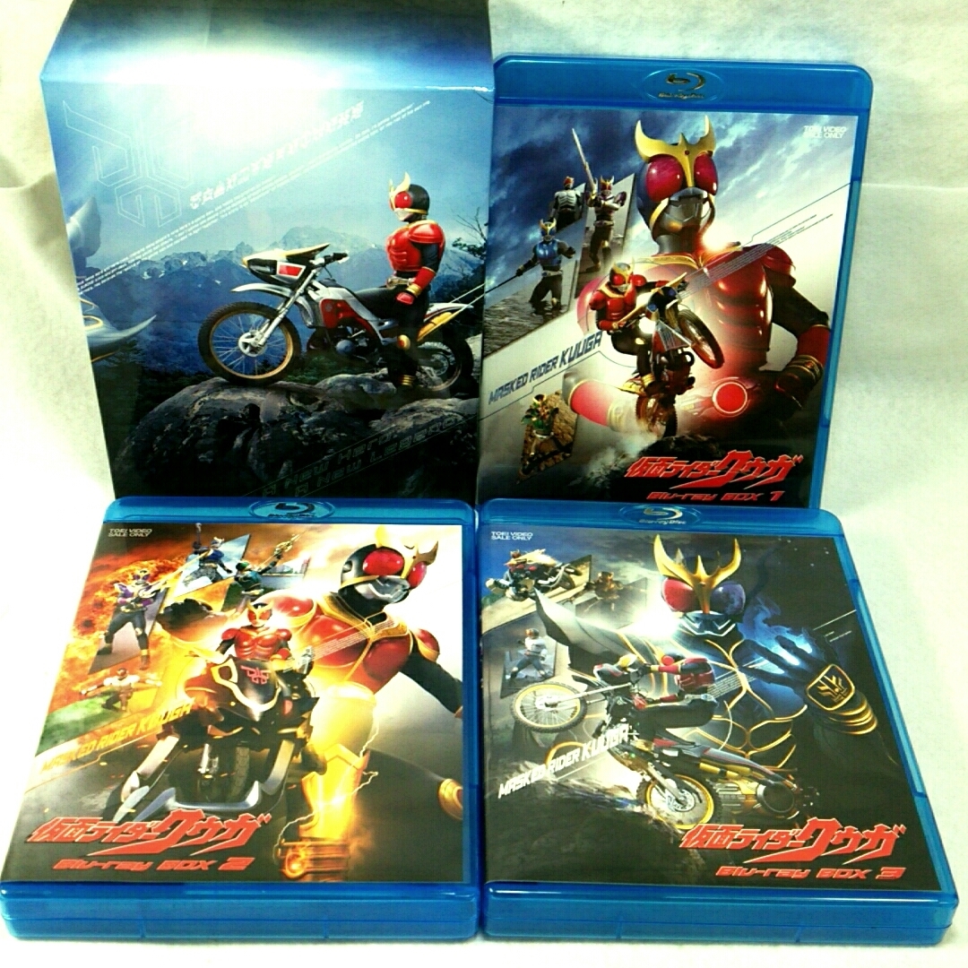 送料無料　特典全付　初回版 　 仮面ライダークウガ Blu-ray 全3巻セット_画像2