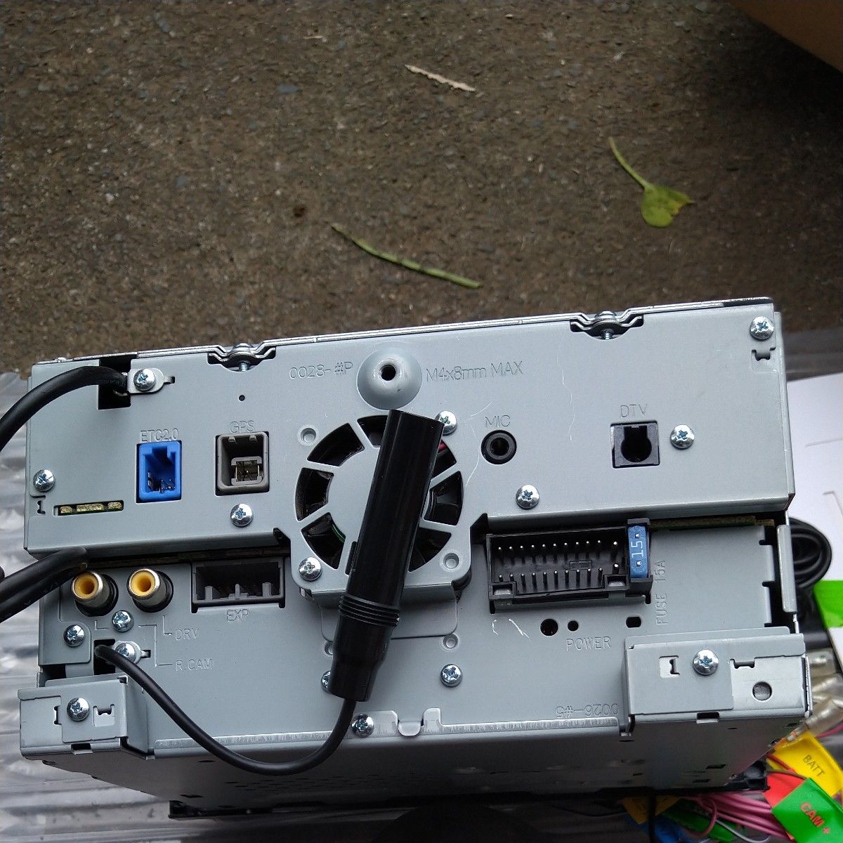 KENWOOD MDV-D406BTW 彩速ナビ bluetooth 2024最新地図 FW適用済 KENWOOD MDV-D406BTW 彩速ナビ bluetooth 2024最新地図 FW適用済