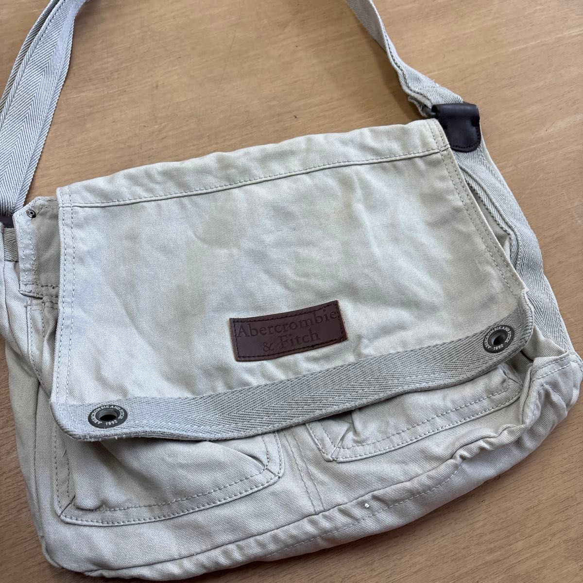 未使用品 Abercrombie&Fitch アバクロンビーアンドフィッチ 未使用品 Abercrombie&Fitch アバクロンビーアンドフィッチ