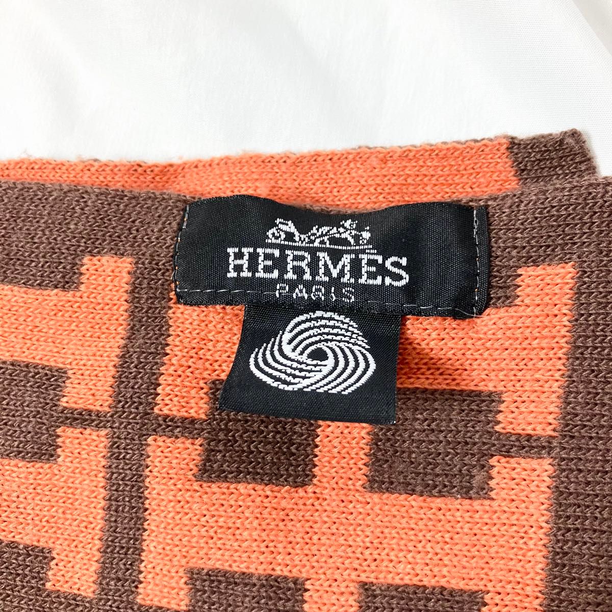 極美品】 HERMES リバーシブル ウール マフラー H柄 オレンジ 極美品】 HERMES リバーシブル ウール マフラー H柄 オレンジ