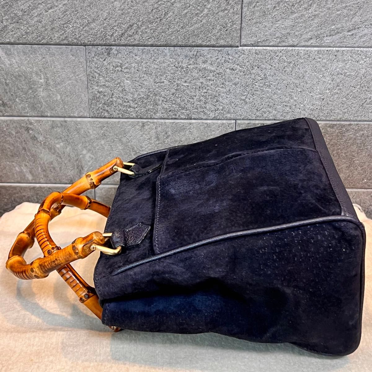 希少 正規品 GUCCI グッチ バンブーミニバッグ スエード 希少 正規品 GUCCI グッチ バンブーミニバッグ スエード
