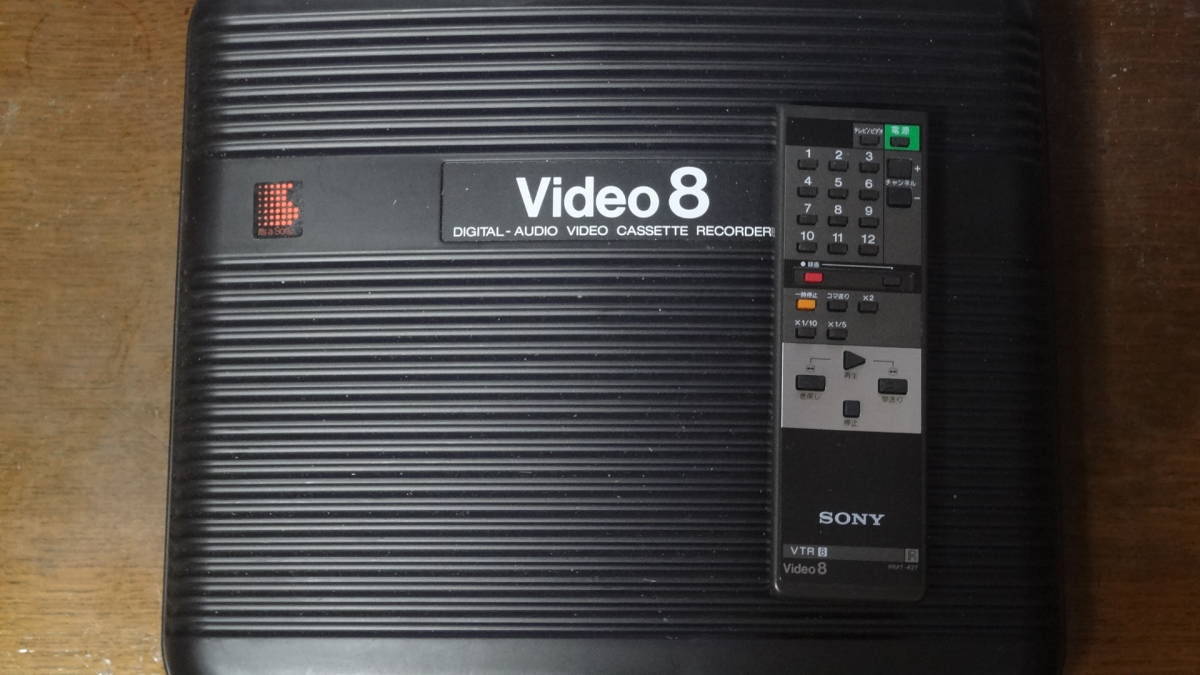 希少 1986年(昭和61年)発売 美品 動作確認済 SONY製 ノーマル8ミリ