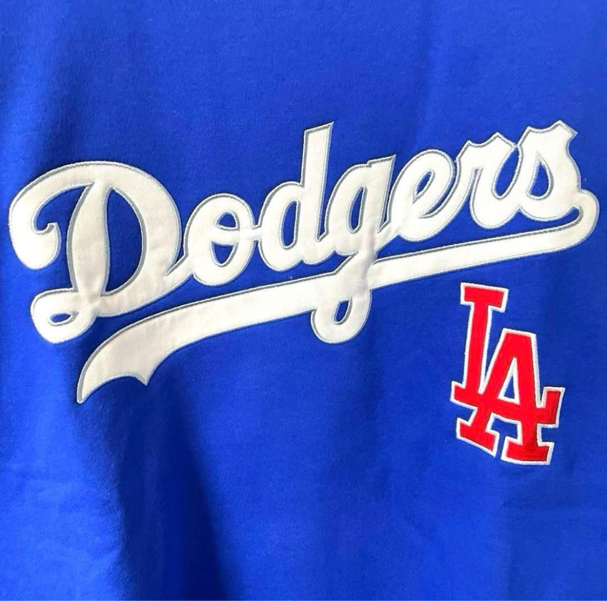 新品】MLB ドジャース トレーナー スウェット 裏起毛 ワッペン 新品】MLB ドジャース トレーナー スウェット 裏起毛 ワッペン
