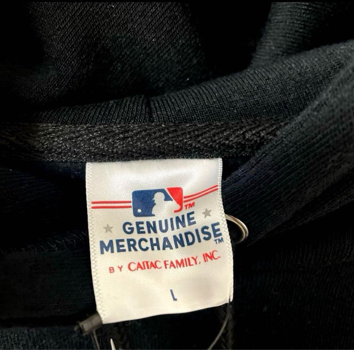 MLB ヤンキース パーカー スウェット 袖ロゴプリント 刺繍ロゴ MLB ヤンキース パーカー スウェット 袖ロゴプリント 刺繍ロゴ