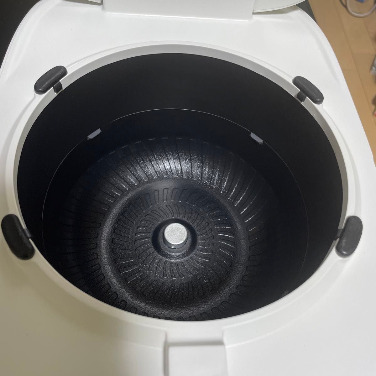 東芝 炊飯器 TOSHIBA 3合炊き IHジャー炊飯器 ホワイト|Yahoo 東芝 炊飯器 TOSHIBA 3合炊き IHジャー炊飯器 ホワイト|Yahoo