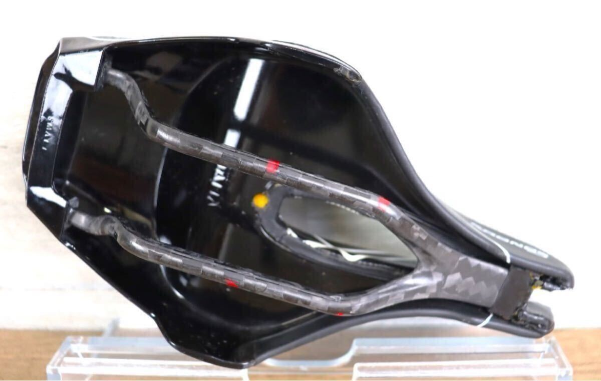 美品 セライタリア selle ITALIA KRONOS S Tekno Flow セラ 美品 セライタリア selle ITALIA KRONOS S Tekno Flow セラ