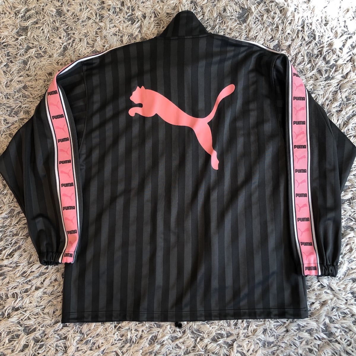 PUMAプーマ ジャージ復刻版S-Mサイズグレー ピンク即購入OK PUMAプーマ ジャージ復刻版S-Mサイズグレー ピンク即購入OK