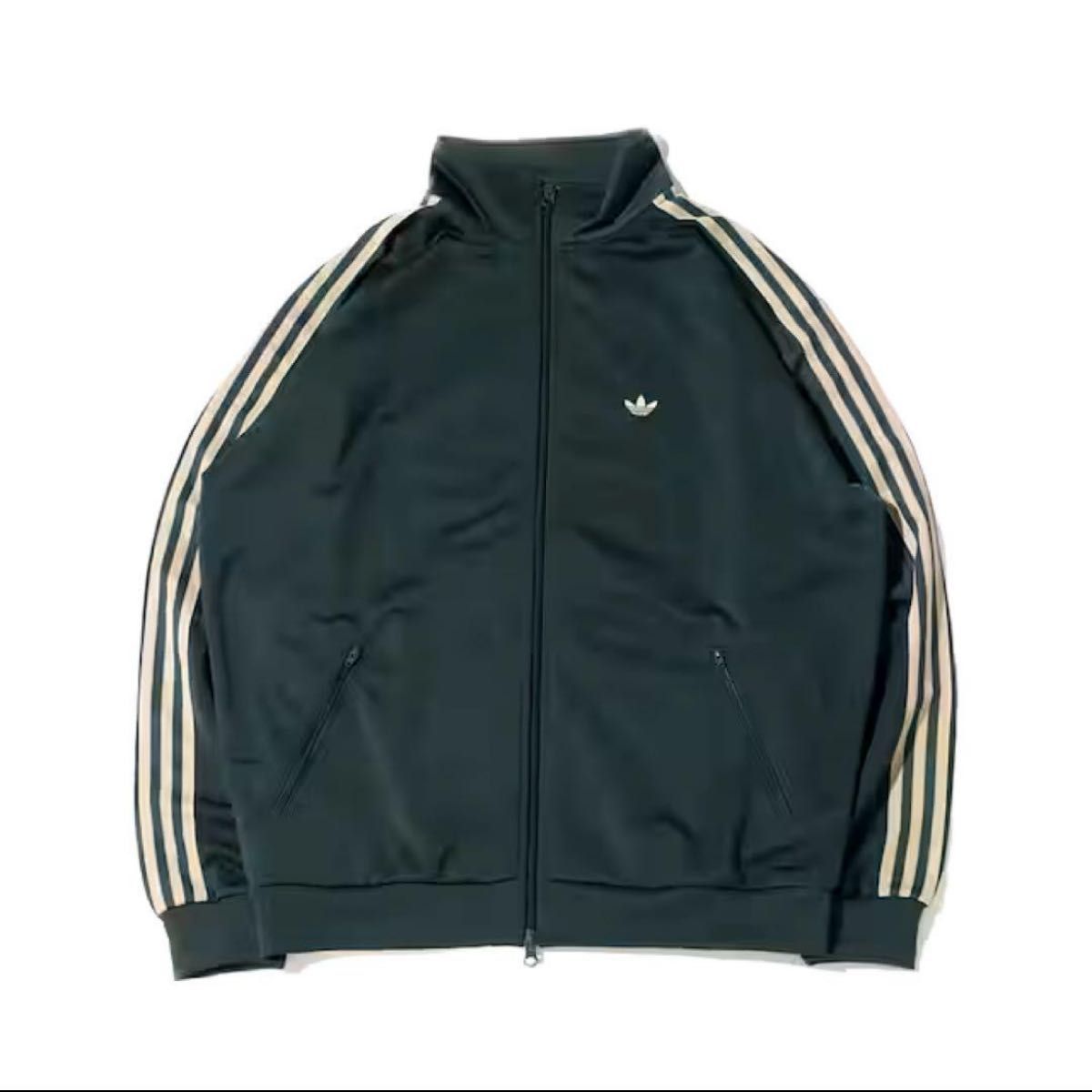 新品未使用 グリーン常田大希着用adidasトラックジャケット緑 新品未使用 グリーン常田大希着用adidasトラックジャケット緑