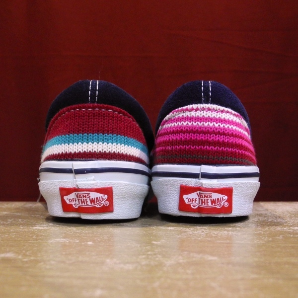  новый товар VANS Vans US ограничение 30 годовщина этнический Rainbow вязаный замша туфли без застежки общий рисунок темно-синий белый 24cm не использовался 