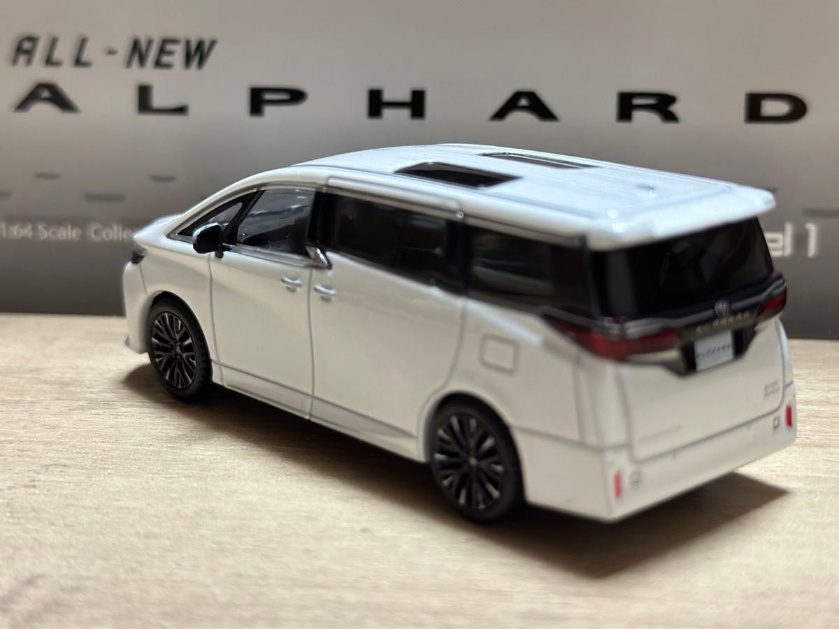 希少 日本未発売 新型 アルファード エグゼクティブ 40系 1/64 希少 日本未発売 新型 アルファード エグゼクティブ 40系 1/64