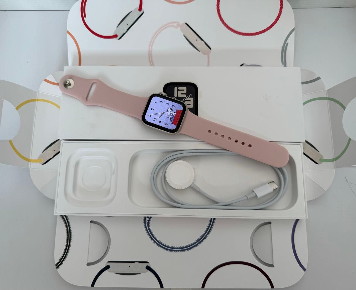 最新 Apple Watch SE 第二世代 40mm スターライト|Yahoo!フリマ 最新 Apple Watch SE 第二世代 40mm スターライト|Yahoo!フリマ