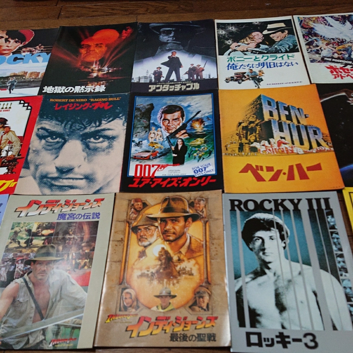 送料無料/新品】 パンフレット 映画 洋画 100冊 スタローン、007