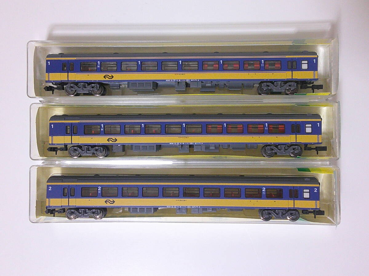 初売り初売り MINITRIX 2等 1等 ICR客車 オランダ国鉄 NS 13319 13318 外国車輌