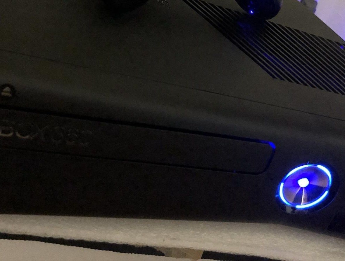 Xbox360 RGH改造 1TB 日本語化済 リージョンフリー 本体 付属品 Xbox360 RGH改造 1TB 日本語化済 リージョンフリー 本体 付属品