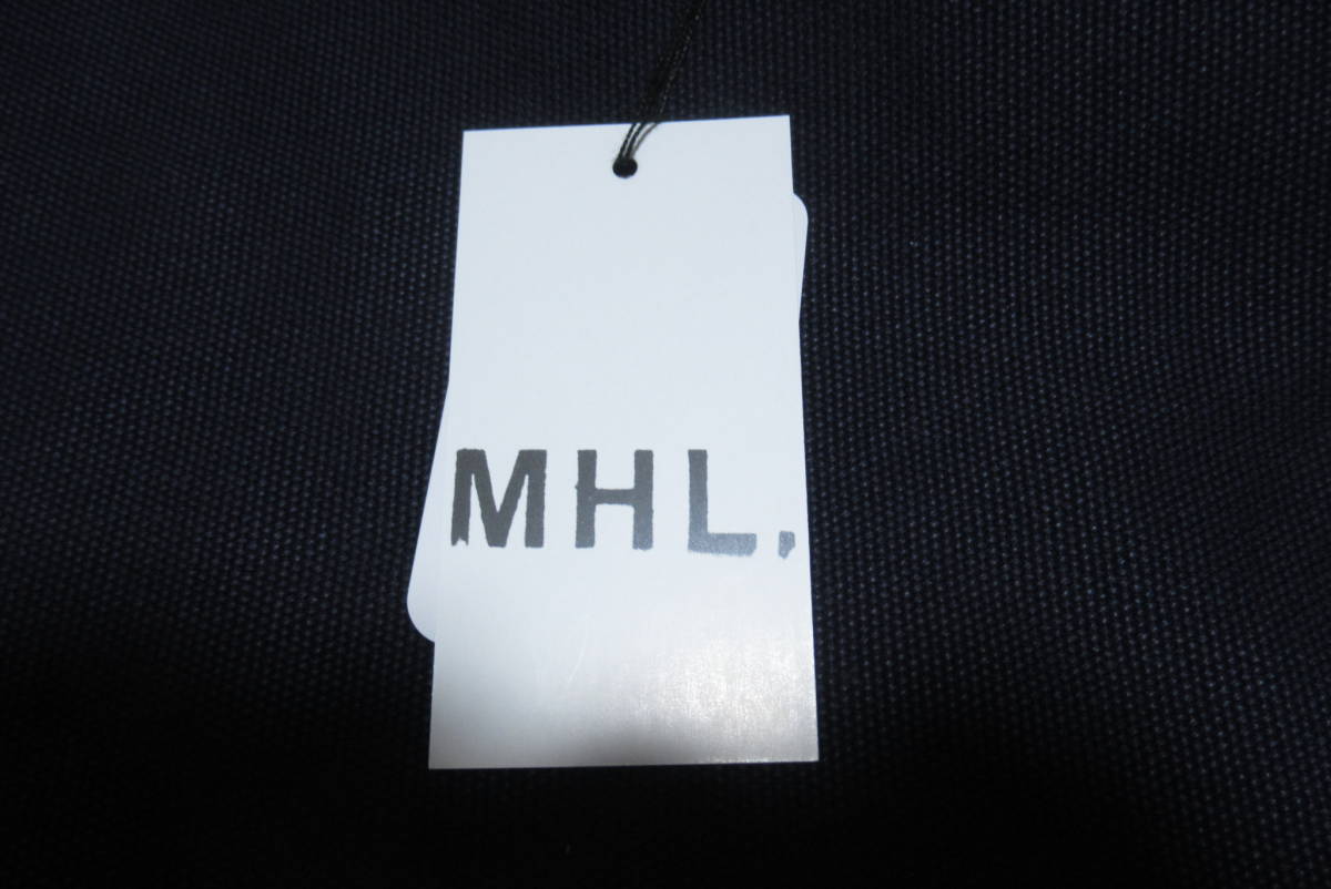 ★MHL マーガレットハウエル キャンバスショルダーバッグ ネイビー