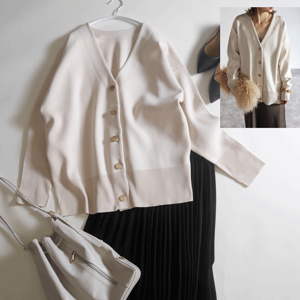 新品■Bonjour Saganボンジュールサガン■ゴールドボタンダンボールVカーディガン アイボリー♪ゆったりシルエット♪ほどよいハリ感♪