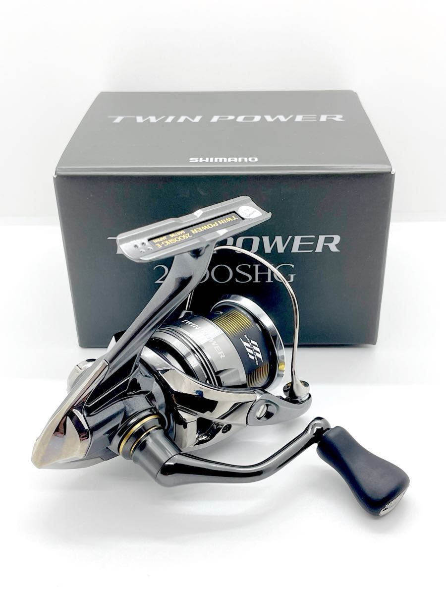 未使用】24ツインパワー2500SHG - リール 未使用】24ツインパワー2500SHG - リール