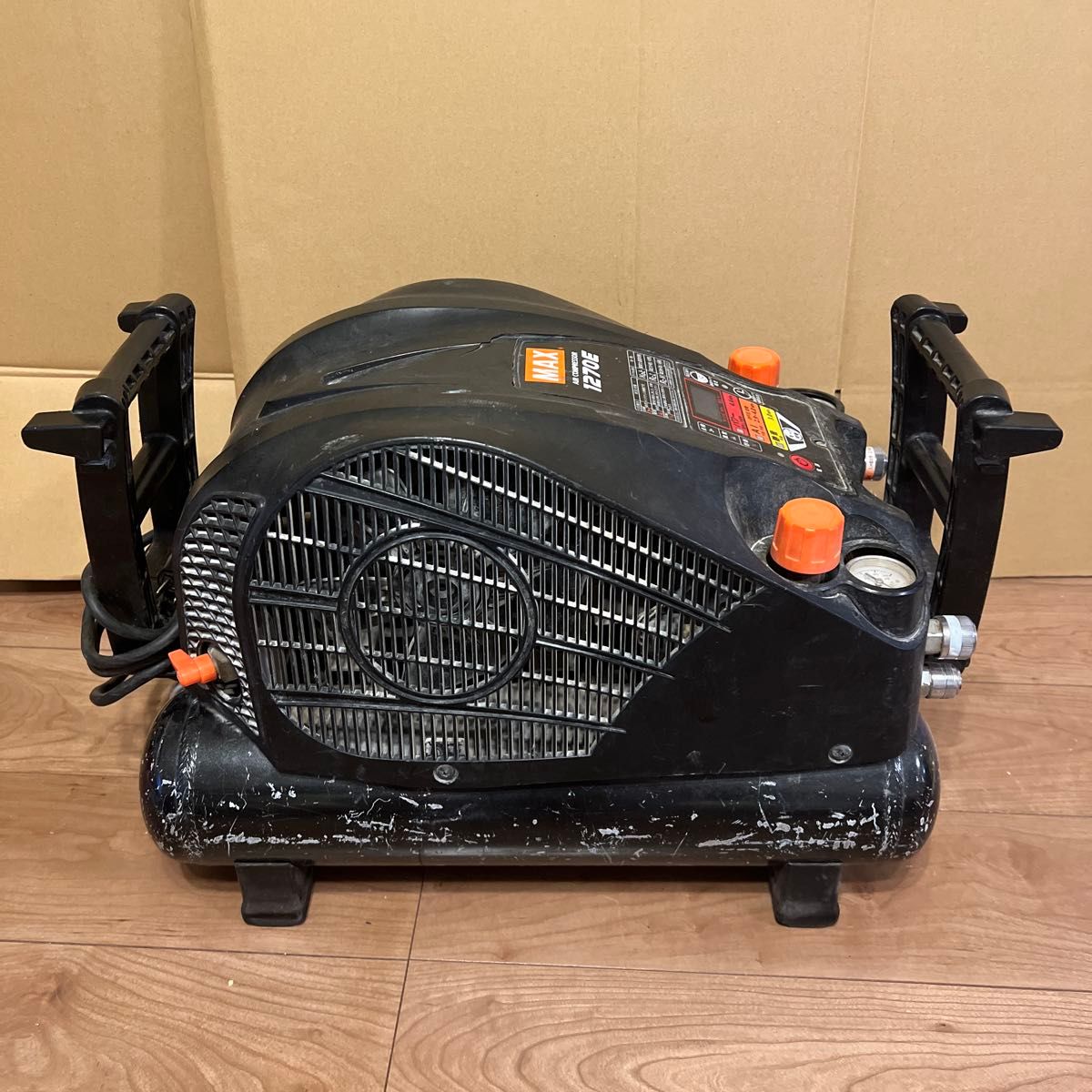 □ジャンク即決!MAX AK-HH1270E 高圧 コンプレッサーマックス □ジャンク即決!MAX AK-HH1270E 高圧 コンプレッサーマックス