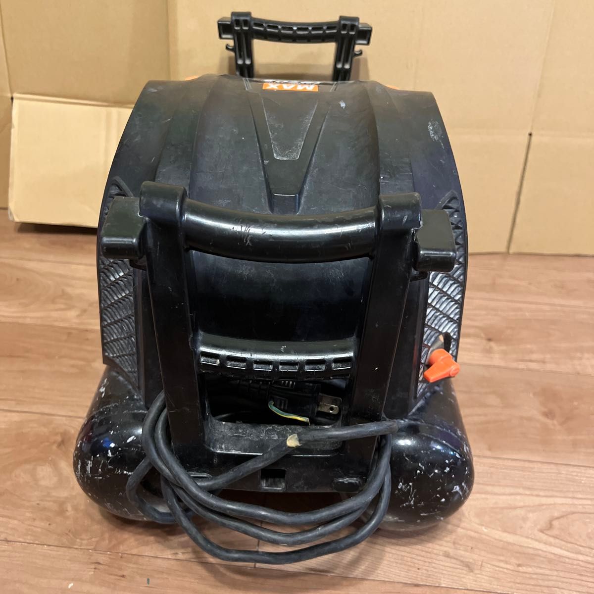 □ジャンク即決!MAX AK-HH1270E 高圧 コンプレッサーマックス □ジャンク即決!MAX AK-HH1270E 高圧 コンプレッサーマックス