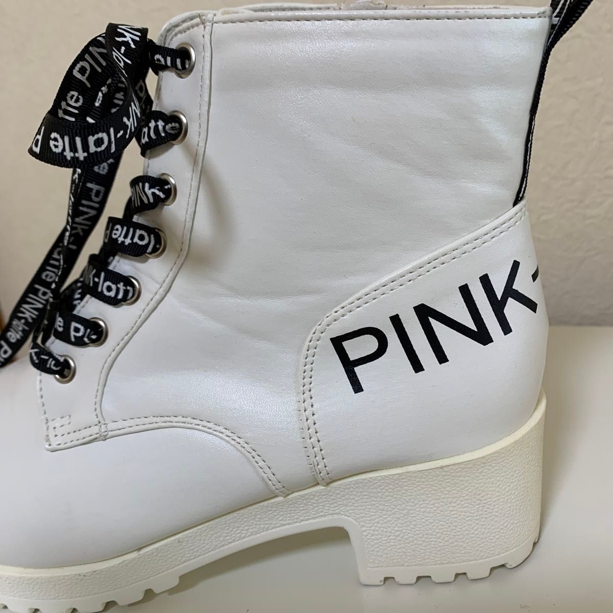 PINK latte（ピンクラテ) ブーツ 白 24cm